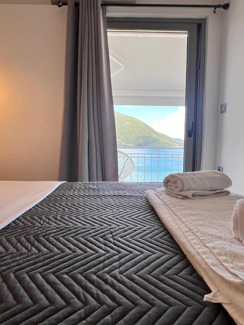 Ponti Bay Apartments Василики Экстерьер фото